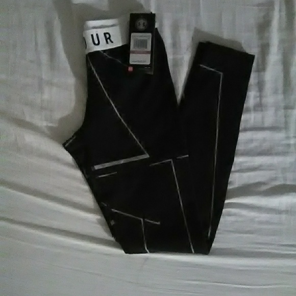 NWT Under Armour Leggings - Picture 1 of 5